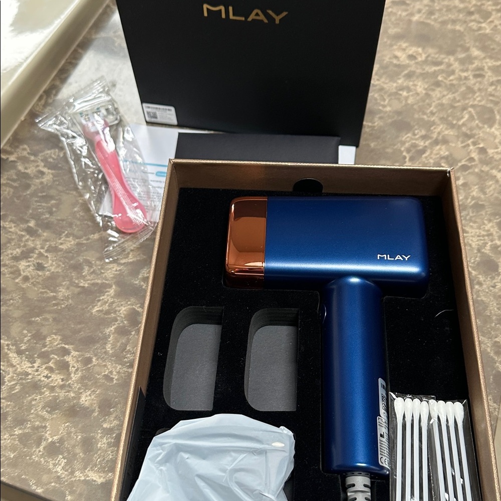 MLAY laser hair removal tool - Picture 2 of 4